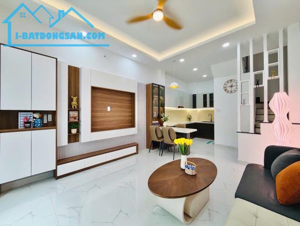 Huỳnh Văn Bánh_Phan Đình Phùng, 5 Tầng đẹp mới, hẻm thông, 3Pn, 33m2, ngang 4m, 7.12 Tỷ