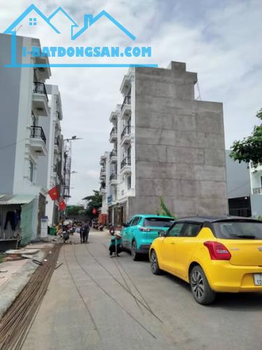 🌹HƠN 6 TỶ, ĐẤT XE HƠI 84m2 - NGAY CHỢ HIỆP BÌNH, HIỆP BÌNH CHÁNH
