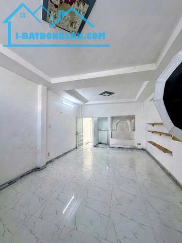Nhà Tân Bình – Đông Hồ, 4 tầng - ở ngay – KD CHDV, ngang hơn 4m - dài 14m - 14 tỷ