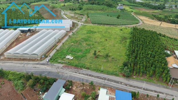 BÁN 1,2 SÀO ĐẤT TẠI HỒ SUỐI RAO GIÁ CHỈ HƠN 2TR/M2 1 SOẸT DT997