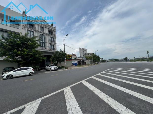 BÁN ĐẤT MP AN DƯƠNG VƯƠNG – TP LÀO CAI 200M2 MT 10M VỊ TRÍ CỰC THOÁNG