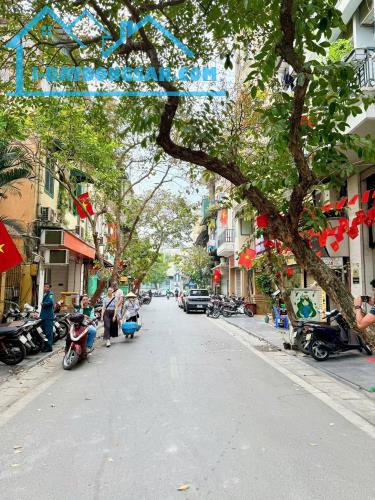 Cạnh Nhà Thờ Lớn Lý Quốc Sư Mặt Tiền 6.2M 120M2 SDCC Pháp lý chuẩn