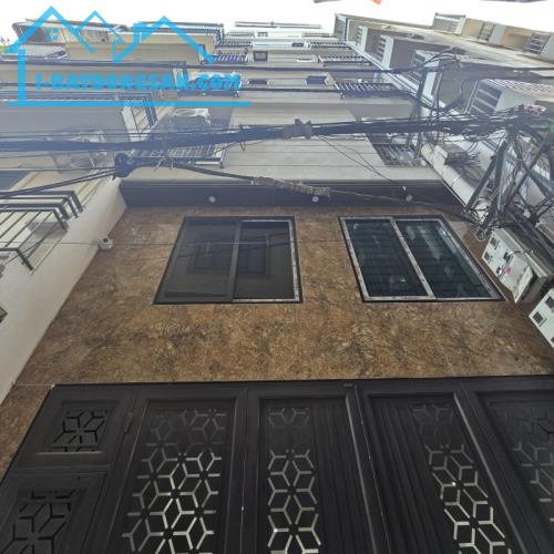 BÁN NHÀ XUÂN ĐỈNH 75M² 9 TẦNG MT 5.4M - 27 PHÒNG KHÉP KÍN - THANG MÁY - Ô TÔ LÙI CỬA