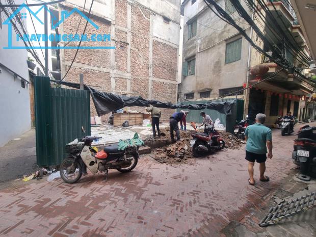 Siêu phẩm phố Thụy Khuê 59m2, mặt tiền 9.6m lô góc 3 thoáng gần Hồ Tây nhỉnh 17 tỷ