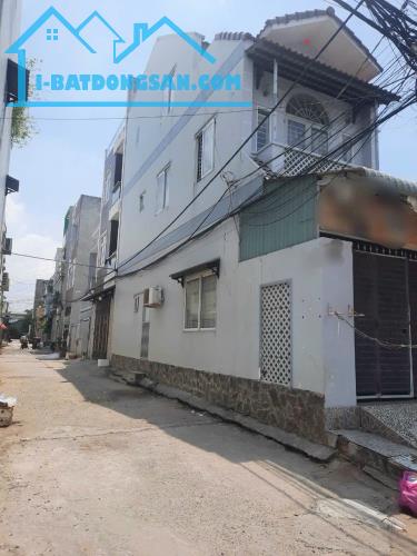 Bán nhà gần Quốc lộ 50, 3 tầng,Bình Chánh, hẻm xe hơi, 4.5 x 12, 5.x tỷ.