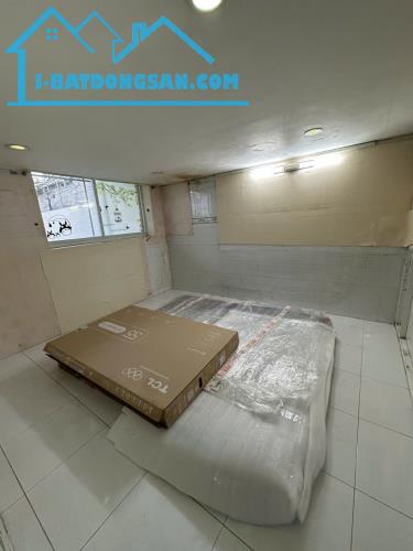 BÁN NHÀ HUỲNẤN PH THÁT_TÂN THUẬN ĐÔNG QUẬN 7_DT 92M2 CHỈ HƠN 5 TỶ