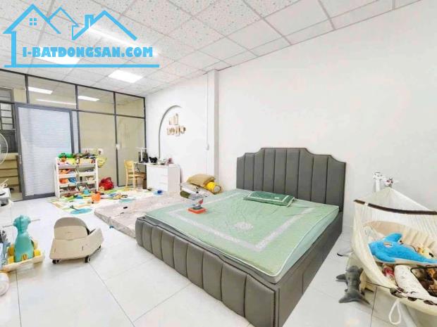 Giảm 500 triệu, bán gấp nhà sát chợ Tân Hương-Gò Dầu 80m² hẻm 7m xe tải khu sầm uất 7.X tỷ