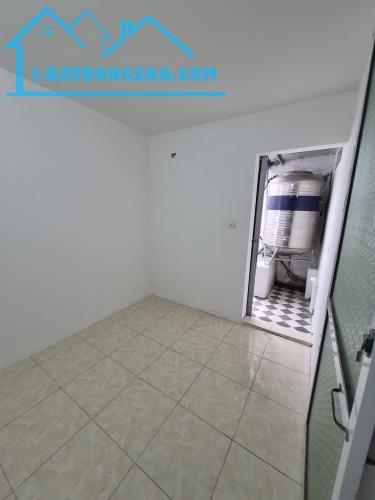 BÁN NHÀ ĐẸP 950 TRIỆU 2 TẦNG 33M2 ( HƯỚNG NAM ) NGÕ GIẢI PHÓNG