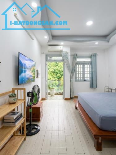 [DD085] Nhà đẹp 4 tầng sát Sân golf Tân Sơn Nhất - Giá 10.x tỷ