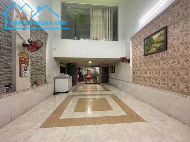 Nhà Tân Bình - Bàu Cát, 3 tầng - ở ngay - KD - ngang gần 5m - dài gần 14m – hơn 14 tỷ