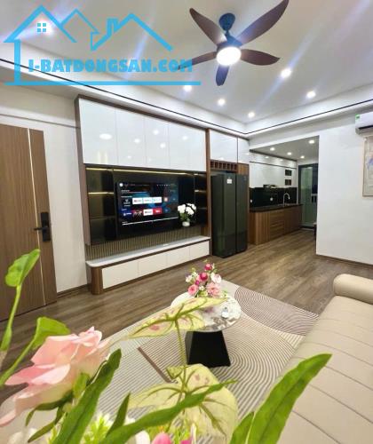 BÁN CHUNG CƯ BẮC LINH ĐÀM, 85M2, 3 P.NGỦ, 2 VS HƠN 5 TỶ tí