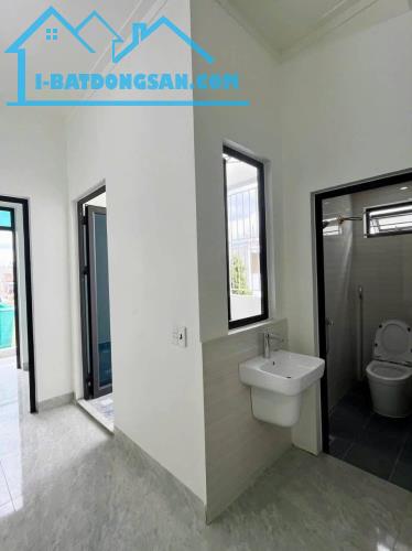 BÁN NHÀ 2 TỶ 500 TRIỆU, NGÕ ĐƯỜNG 19/5 Ô TÔ LÙI TẬN CỬA, 68M2 x 3 TẦNG