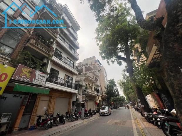 Bán Mảnh Đất 95m2 Lô Góc Mặt Phố Phó Đức Chính Xây Cao Tầng Thoải Mái Giá Hợp Lý 550trm2