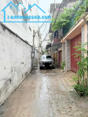 Giảm 300 tr, bán gấp nhà 3 tầng hẻm xe hơi sát mặt tiền Trường Chinh, sầm uất 7.X tỷ. HOT