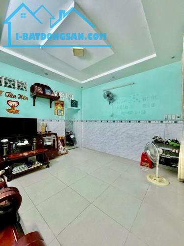 K2834* ♨ NHÀ VUÔNG cạnh LOTTE MART NGUYỄN VĂN LƯỢNG - 4.X TỶ
