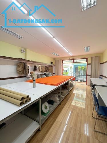 [DB087] Nhà 5 tầng kinh doanh sát Emart Phan Huy Ích giá 9.x tỷ