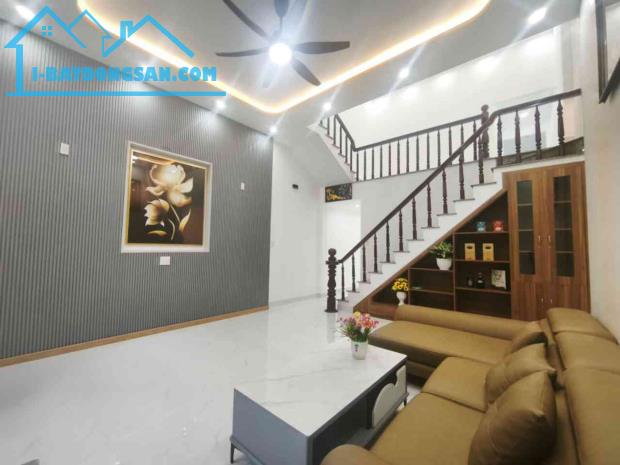 Bán nhà Đống Công Tường, Hòa Xuân 100m², 2 tầng, 4PN, giá 5,49 tỷ