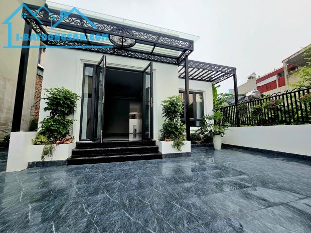 Bán nhà mới Liên Bảo, Vĩnh Yên dt 158m2 chỉ 2.69 tỷ lh_0987673102