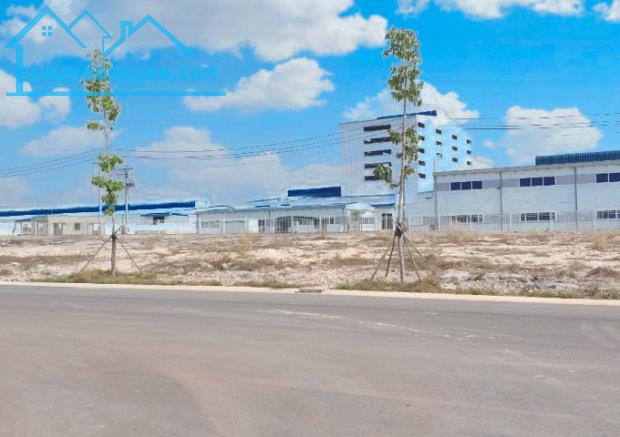 CẦN TIỀN BÁN GẤP 10X50m=500m2, ĐẤT THỔ CƯ MT NHỰA 12M NGAY KCN, CHỢ GIÁ 750TR