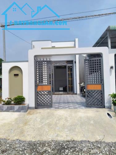 Thanh Lý Nhà Cấp 4 Cắt Lỗ ( 5x16m ) - Gần Chợ Bình Chánh Giá 680Triệu