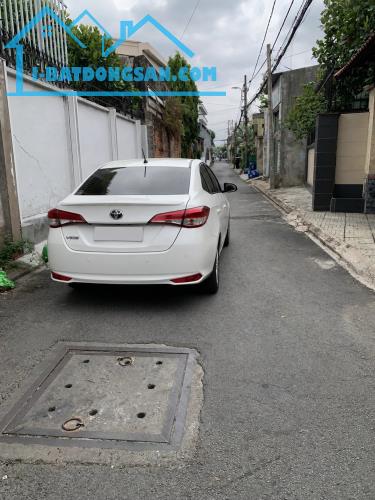 NHÀ MỚI 2 LẦU, GẦN TAM CHÂU, GIÁ 10,3 TY