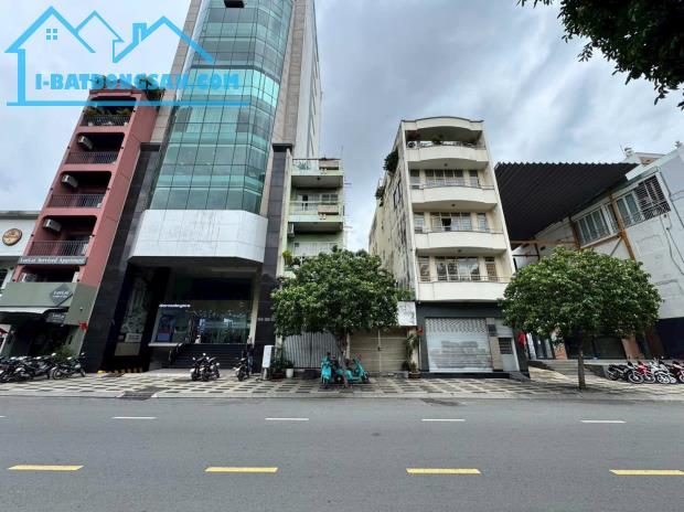 Mặt tiền kinh doanh Nhật Tảo giáp quận 10 (DT 4,4x15m) 4 tầng đnag cho thuê kinh doanh