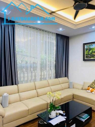 Hạ 1 tỷ! Bán nhà Phan Đình Giót 45m2, 4T, MT6.6m lô góc đẹp Gara ô tô gần Vành Đai 2.5