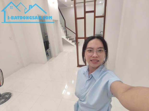 Nhà 3 tầng BTCT tại Phú Thọ Hòa Tân Phú - ngay khu Chợ Vải chỉ 4.x Đ