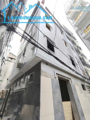 Siêu phẩm nhà mới dòng tiền, Trần Quốc Vượng, Cầu Giấy, lô góc 2 thoáng, 40m*5 tầng,8,8 tỷ
