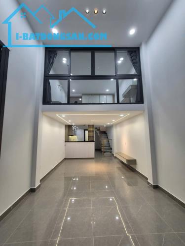 🏠 XÍU XIU 5 TỶ,CHỈ 30M RA ĐƯỜNG NGUYỄN CHÍ THANH GIÁP QUẬN 5-MỚI VÀO Ở LIỀN