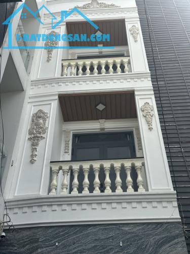 Bán gấp nhà đẹp 4 tầng Lê Trọng Tấn,4PN sát ĐH Công Thương đủ tiện ích, an ninh 5.X tỷ.HOT