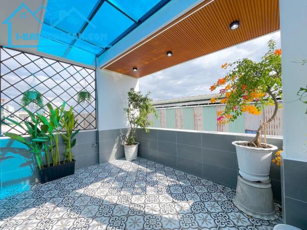 NHÀ ĐẸP 3 TẦNG LÊ TRỌNG TẤN TÂY THẠNH - TẶNG NỘI THẤT- 68M2 (4x17)- HẺM Ô TÔ. CHỈ HƠN 8 TỶ