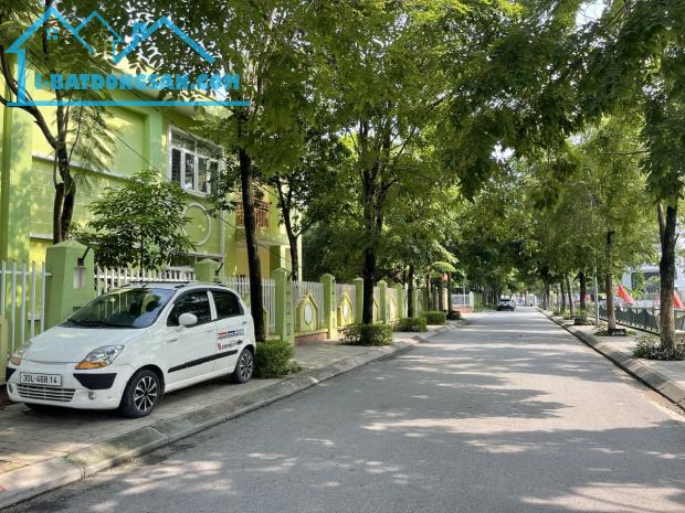 BÁN GẦN 50m ĐẤT VIỆT HÙNG - 3 BƯỚC RA HỒ ĐIỀU HOÀ - GẦN KHU ĐÔ THỊ ĐA MỤC TIÊU