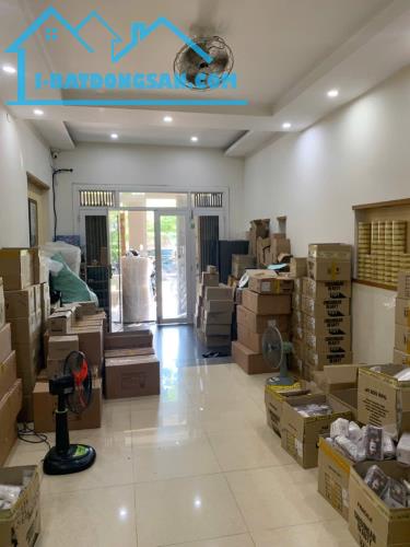 MT Bùi Tá Hán – Dt 80m² (4 x 20m) – Đường 18m có vỉa hè – Dòng tiền 30tr/th