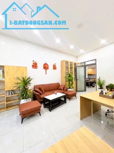RẺ HIẾM, NHÀ ĐẸP 2 TẦNG TÂN THỚI NHẤT 1- 100M2(4.6x15 nở hậu 9m)- HẺM ÔTÔ 7M. CHỈ HƠN 6 TỶ