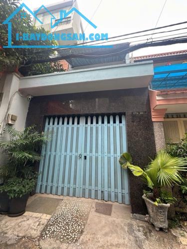 HẺM XE HƠI NHÀ MỚI ĐẸP LUNG LINH NGAY CHỢ TÂN HƯƠNG - 4x18m -2 TẦNG - NỞ HẬU TÀI LỘC -
