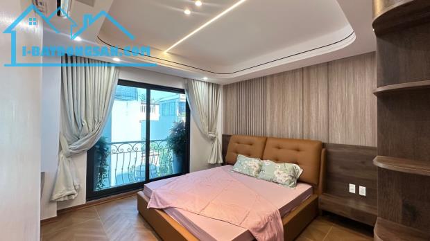 Bán Nhà Phố Đại La - 30m2 x 6 tầng thang máy, xây mới - KHÔNG QH - sổ đẹp - Giá 9,28 Tỷ