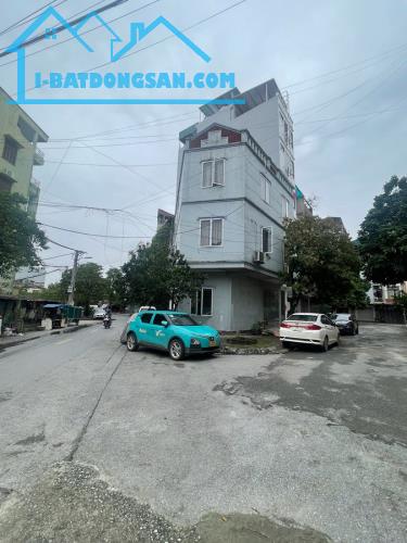 Hạ chào 1 tỷ - chủ nhà bán gấp - lô góc - 3 mặt tiền