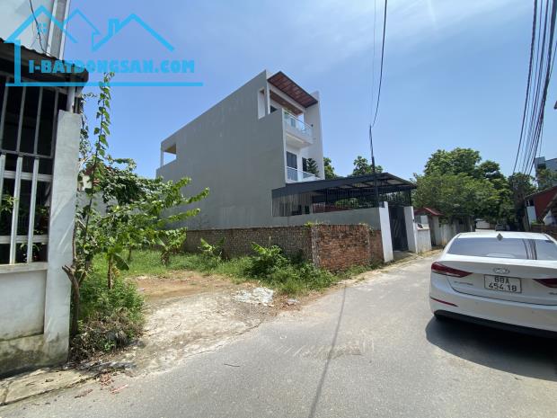 Bán lô 125m2 hướng Đông Nam phố Văn Miếu, Liên Bảo, Vĩnh Yên lh_0987673102