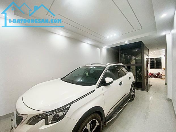 Tô Hiệu 50m 5tầng thang máy,2 mặt ô tô tránh vào nhà,Kinh doanh,ở sướng,dân trí cao.