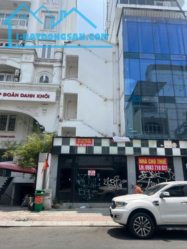 Bán nhà mặt tiền Trần Nhật Duật ngay Trần Quang Khải Q1, 4.7x15m, 4 tầng chỉ 27 tỷ