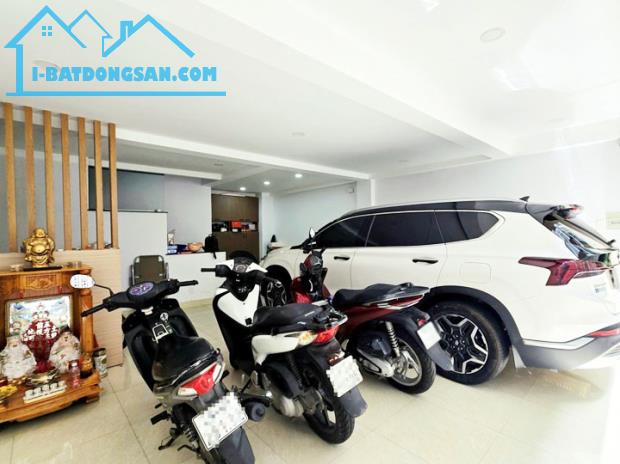 Bán đẹp nhà 5 tầng, Hẻm Xe Hơi, Lạc Long Quân, Tân Hòa, 6x9m, 54m2, hơn 12 tỷ TL