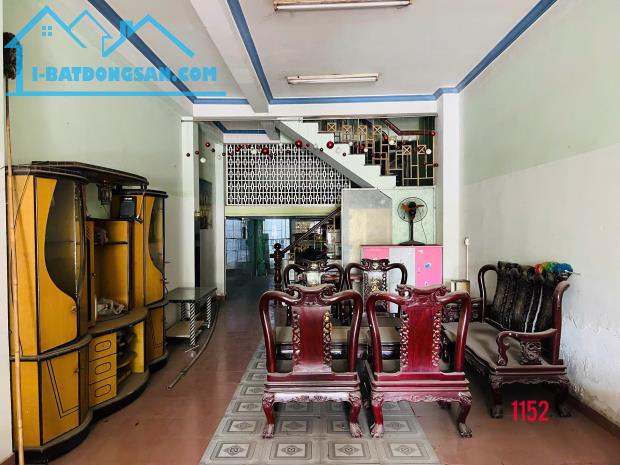 Bán nhà 1T 2 lầu mặt tiền Nguyễn Ái Quốc P. Biên Hòa. 4,5x20m sàn sd 262m. Giá 5,3 tỷ.
