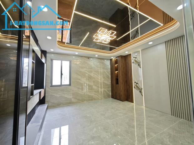 Bán nhà mới 5 tầng khu Tên Lửa 85M2 nở hậu có thang máy, tặng nội thất nhìn là mê, 10.X TỶ