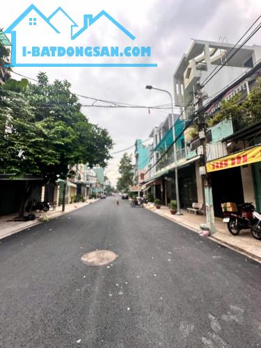 Bán nhà MT Thành Công - P. Tân Thành (gần Lũy Bán Bích) DT: 8.15x18m - Cấp 4 - Giá: 22.5tỷ