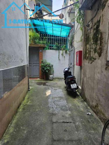 Bán Nhà Phố Thanh Nhàn - KHÔNG QUY HOẠCH - Sổ 38 m2 - Giá 6,5 Tỷ - Ngõ thông thoáng nông