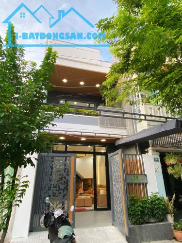 Thanh Lý Cắt Lỗ Nhà 1 Trệt 2 Lầu Gần Chợ Vĩnh Lộc B (81m2) Giá 1 Tỷ 180 Triệu