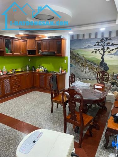 [DP104*] Nhà 5 tầng Hẻm Ôtô gần Công Viên Làng Hoa Gò Vấp - 11.x Tỷ