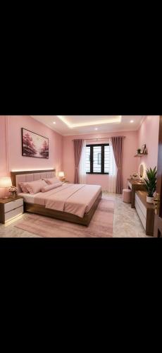 BÁN NHÀ ĐẸP Ở NGAY.DT300m² 3T chỉ 19.5 tỷ ,TRUC CHÍNH LỖ GIAO THƯ LÂM HÀ NỘI .