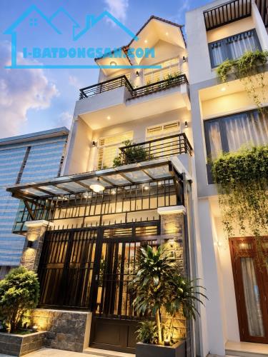 NAM KỲ KHỞI NGHĨA QUẬN 3 GIÁP QUẬN 1, 45M2 NGANG 5.5 NỞ HẬU, 4 TẦNG 5PN( 1PN DƯỚI ĐẤT)